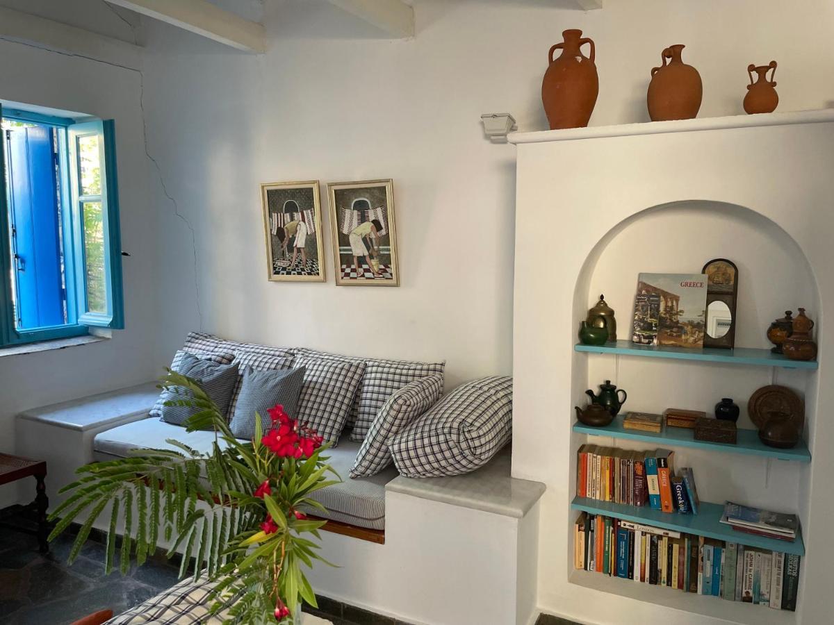 Villa Peloponnese Hideout - Traditional Stone House *