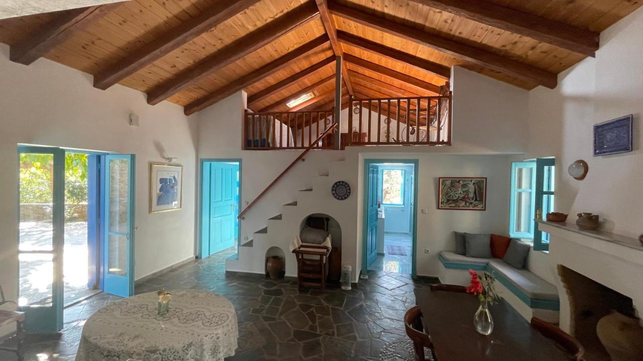 Peloponnese Hideout - Traditional Stone House Villa