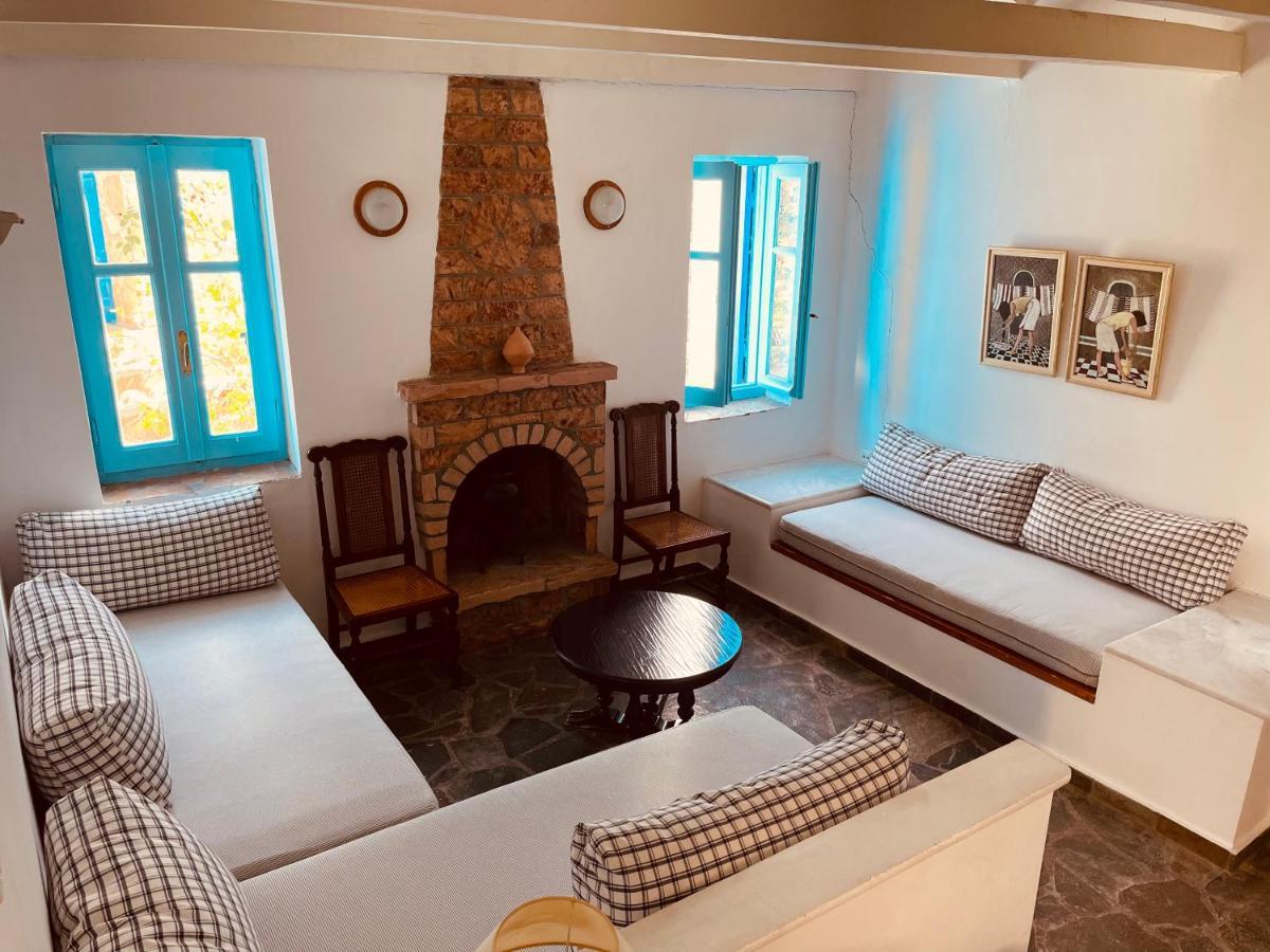 Peloponnese Hideout - Traditional Stone House *